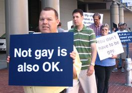exgay_APA_protest2_orig.jpg